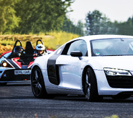 Audi R8 vs. KTM X-BOW Audi R8 vs. KTM X-BOW